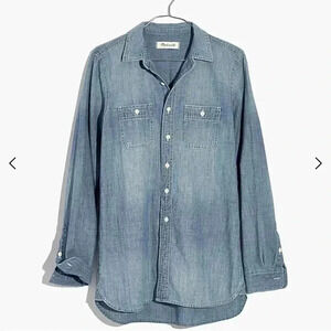 Madewell Ex-Boyfriend Chambray shirt